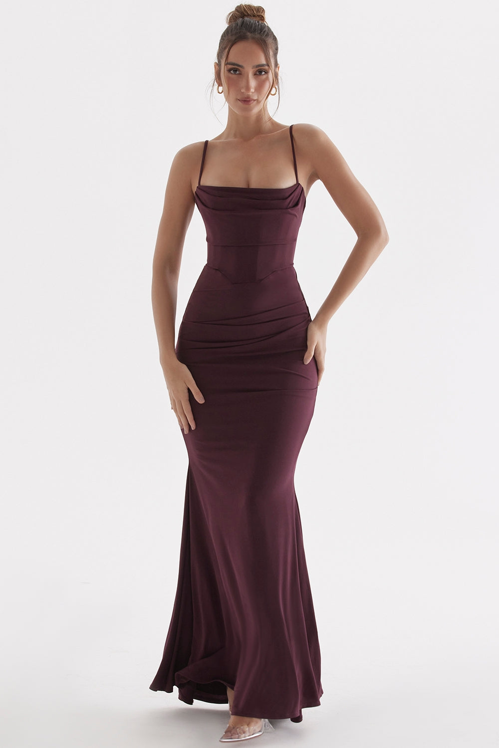 Vestido longo taylor bordô